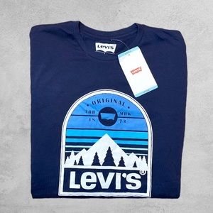 NWT Levi’s Logo Long Sleeve Graphic Tee
